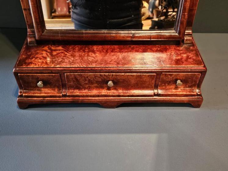 George II Burr Elm Toilet Mirror - Image 3
