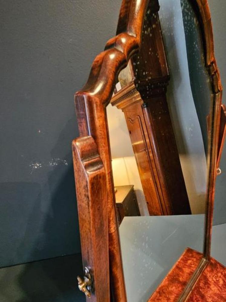 George II Burr Elm Toilet Mirror - Image 7