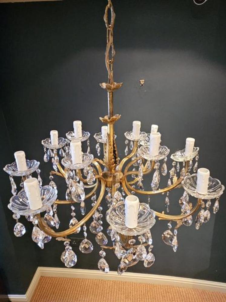 1920's Gilt Brass and Crystal 12 Arm Chandelier - Image 4