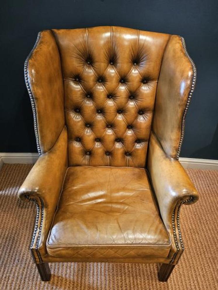 1930's Button Back Leather Wing Arm Chair - Image 2