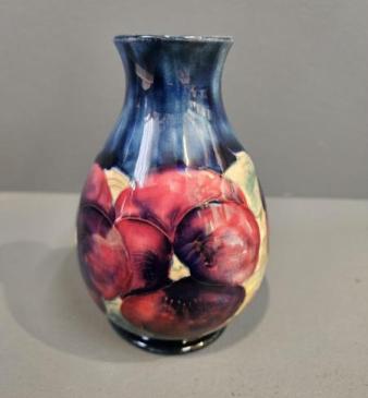 Early Moorcroft Pansy Vase