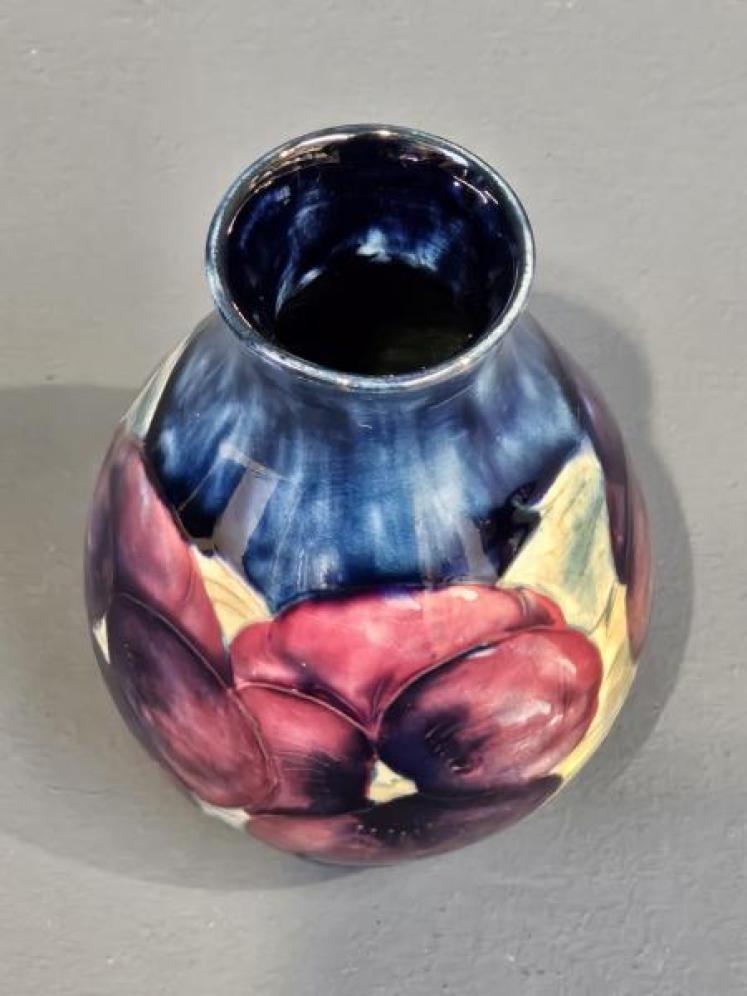 Early Moorcroft Pansy Vase - Image 2