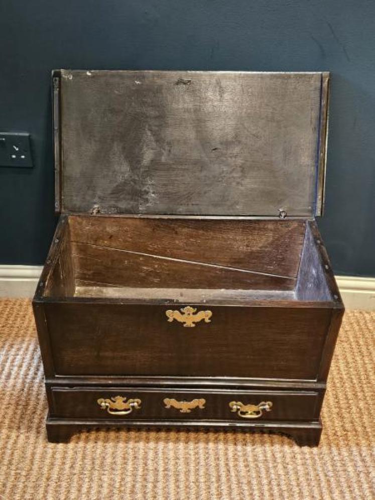 George II Oak Coffer Bach - Image 4
