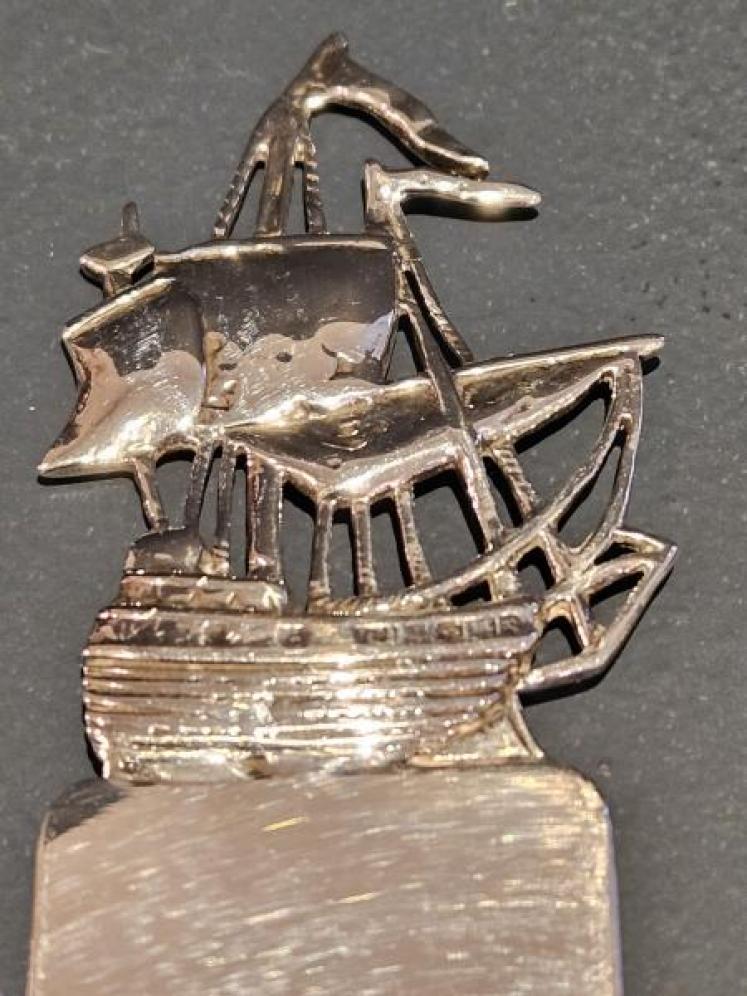 Large Silver Galleon Top Book Mark and Page Turner - Image 3