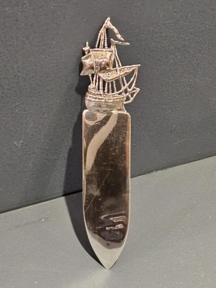 Large Silver Galleon Top Book Mark and Page Turner - Image 5