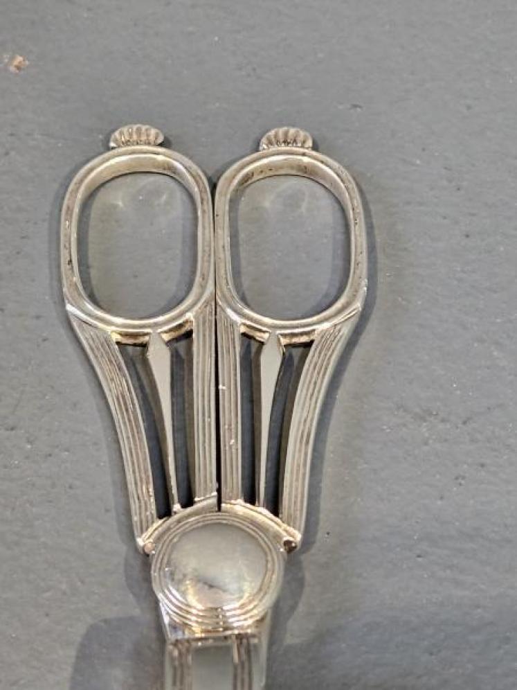 Georgian Silver Candle Snuffers or Wick Trimmers  - Image 5