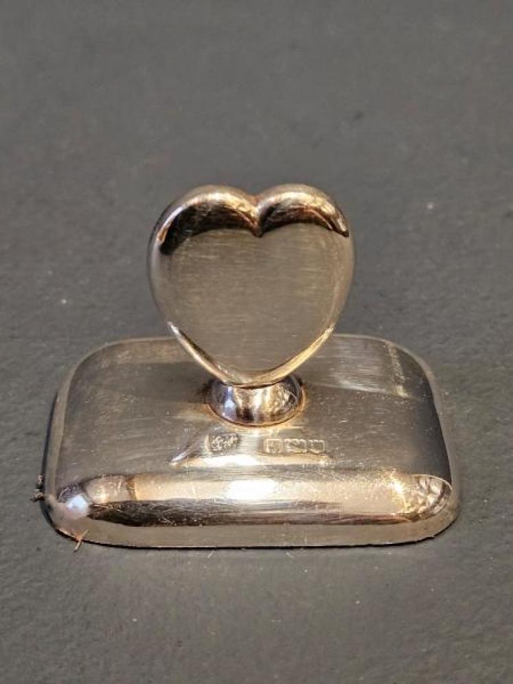 Silver Heart Shaped Paperweight - Image 2