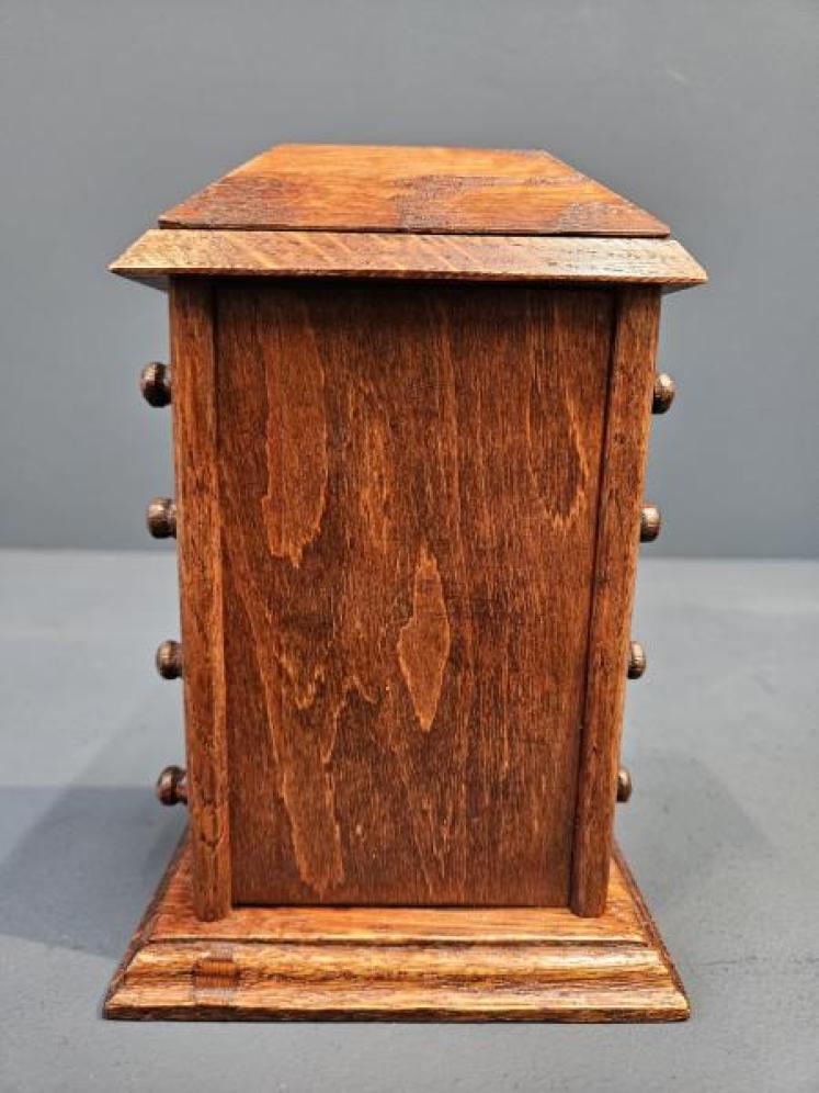 Edwardian Golden Oak Perpetual Desk Calendar - Image 4