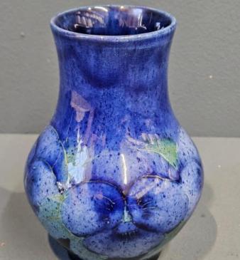 Rare Moorcroft Blue Speckled Ground Pansy Vase