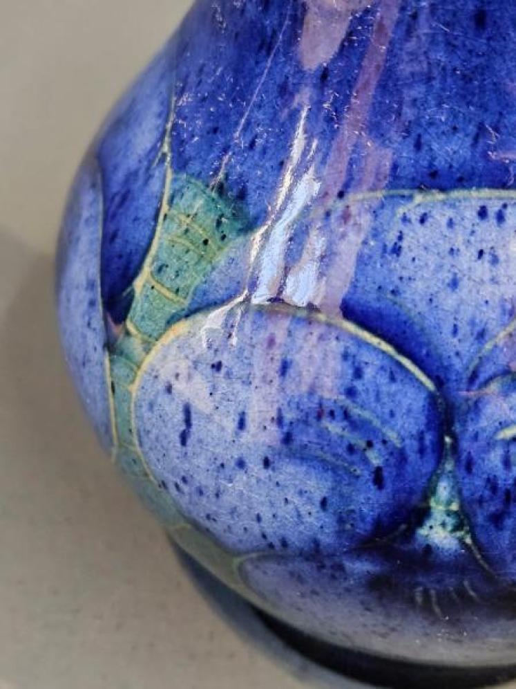 Rare Moorcroft Blue Speckled Ground Pansy Vase - Image 4