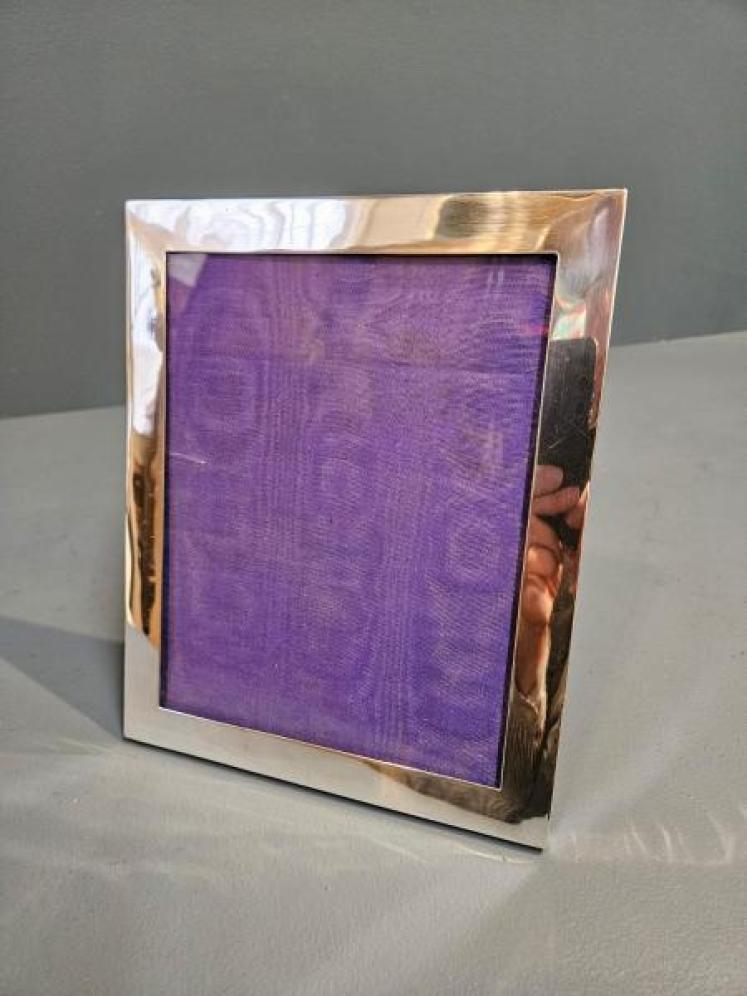 Edwardian Silver Wedding Portrait Sized Photo Frame  - Image 5