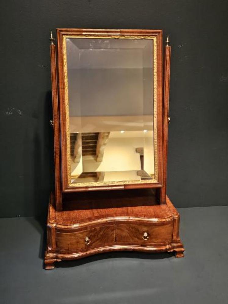 George III Serpentine Front Walnut Toilet Mirror - Image 1