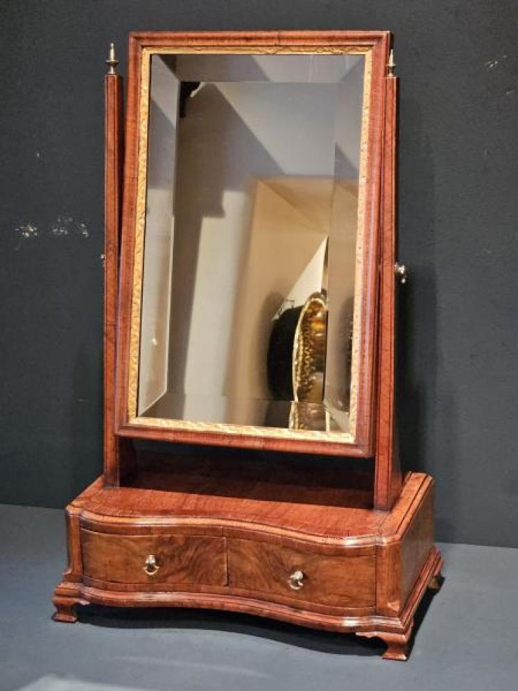 George III Serpentine Front Walnut Toilet Mirror - Image 7