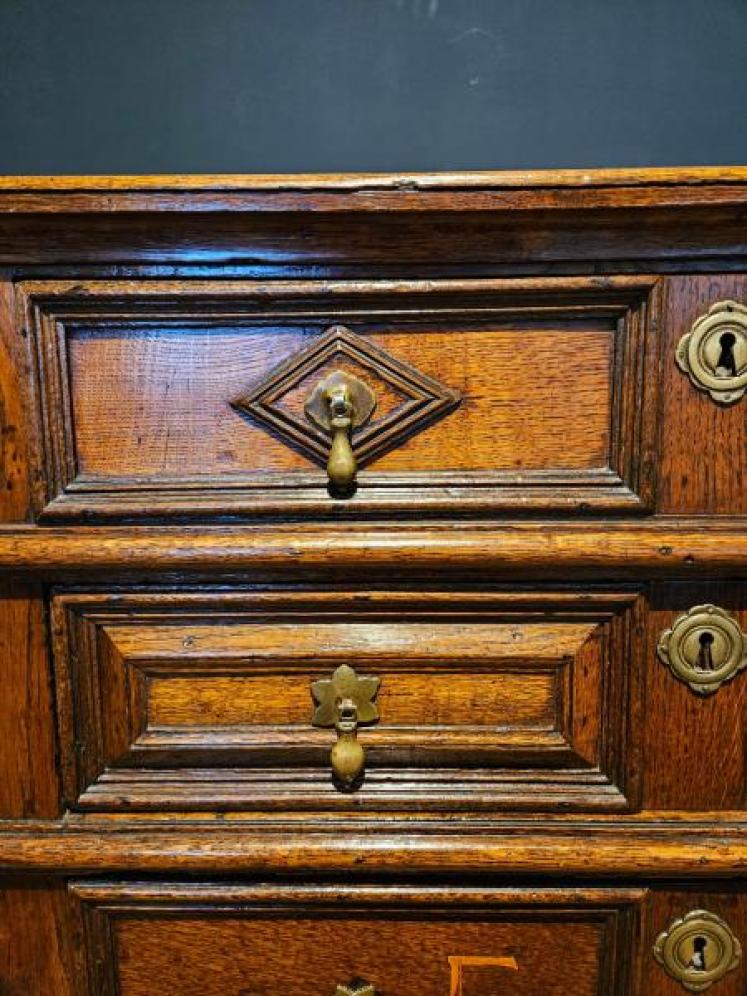 Small William & Mary Period Oak Chest RESERVED - Image 3