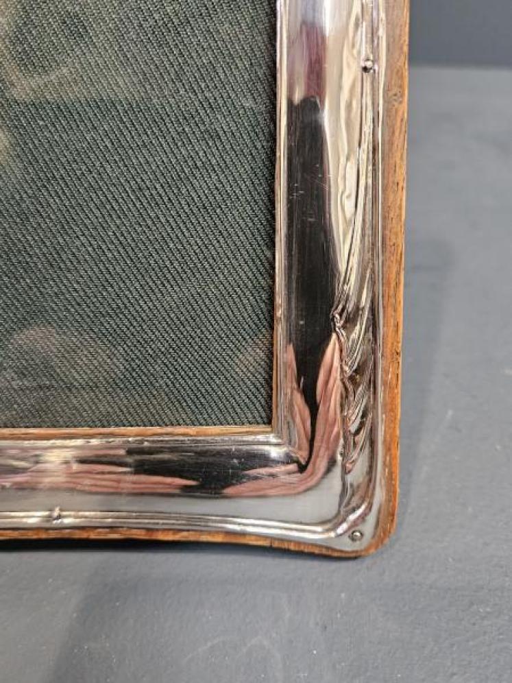 George V Silver Photo Frame  - Image 6