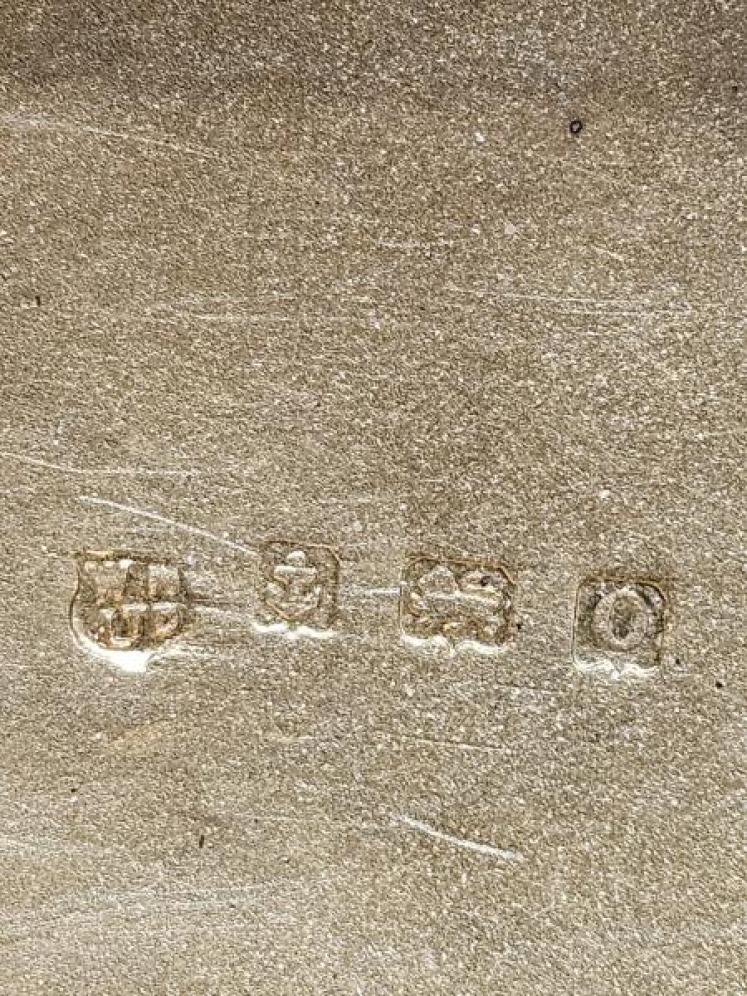 Silver Tobacco Pebble - Image 5