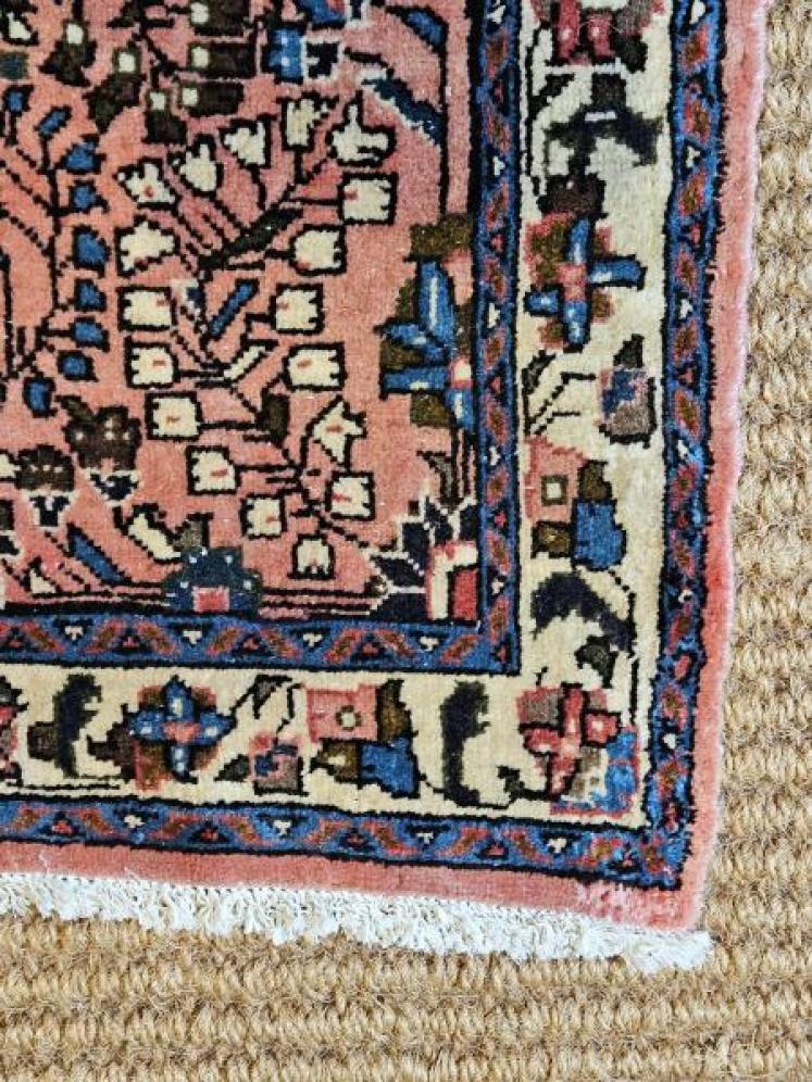 5' 5" Persian Pink Pure Wool Runner Rug - Image 4