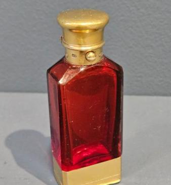 Immaculate Sampson Mordan Silver Gilt Smelling Salts and Vinaigrette Combination