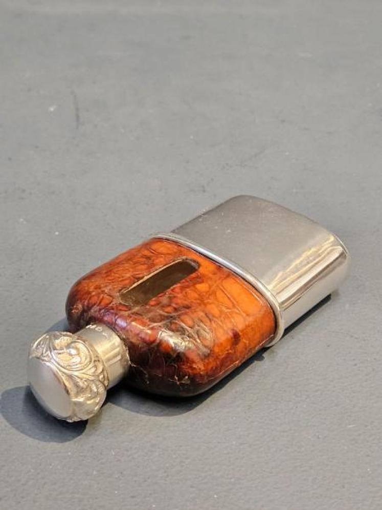 Victorian Silver and Crocodile Skin Hip Flask - Image 2
