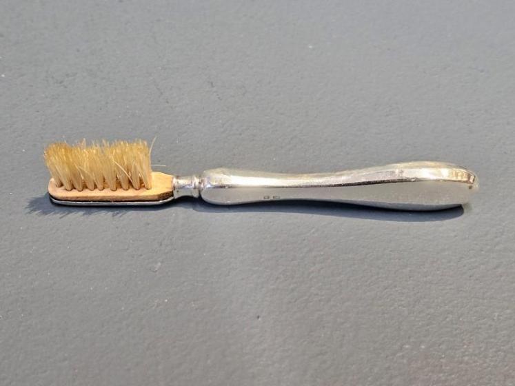 Edwardian Silver Moustache Brush - Image 2