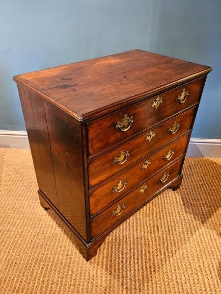 Superb Small Proportion George III Mahogany Secretaire Chest - Image 6