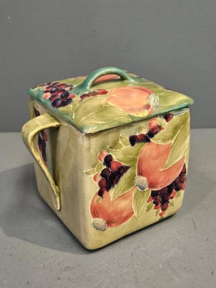 Early Moorcroft Green Pomegranate Twin Handle Biscuit Box and Cover - Image 3