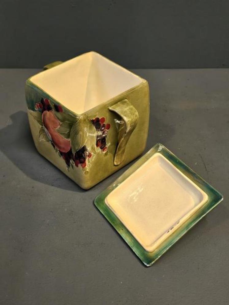 Early Moorcroft Green Pomegranate Twin Handle Biscuit Box and Cover - Image 5