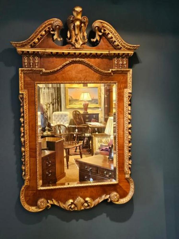 Large George III Walnut Mirror - Image 4