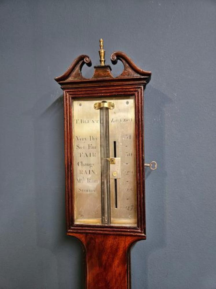 Fine Quality George III Stick Barometer by Blunt - Image 2