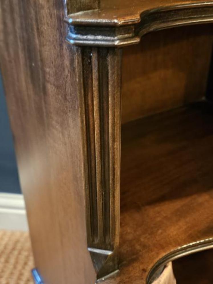 Small Edwardian Mahogany Waterfall Bookcase - Image 2