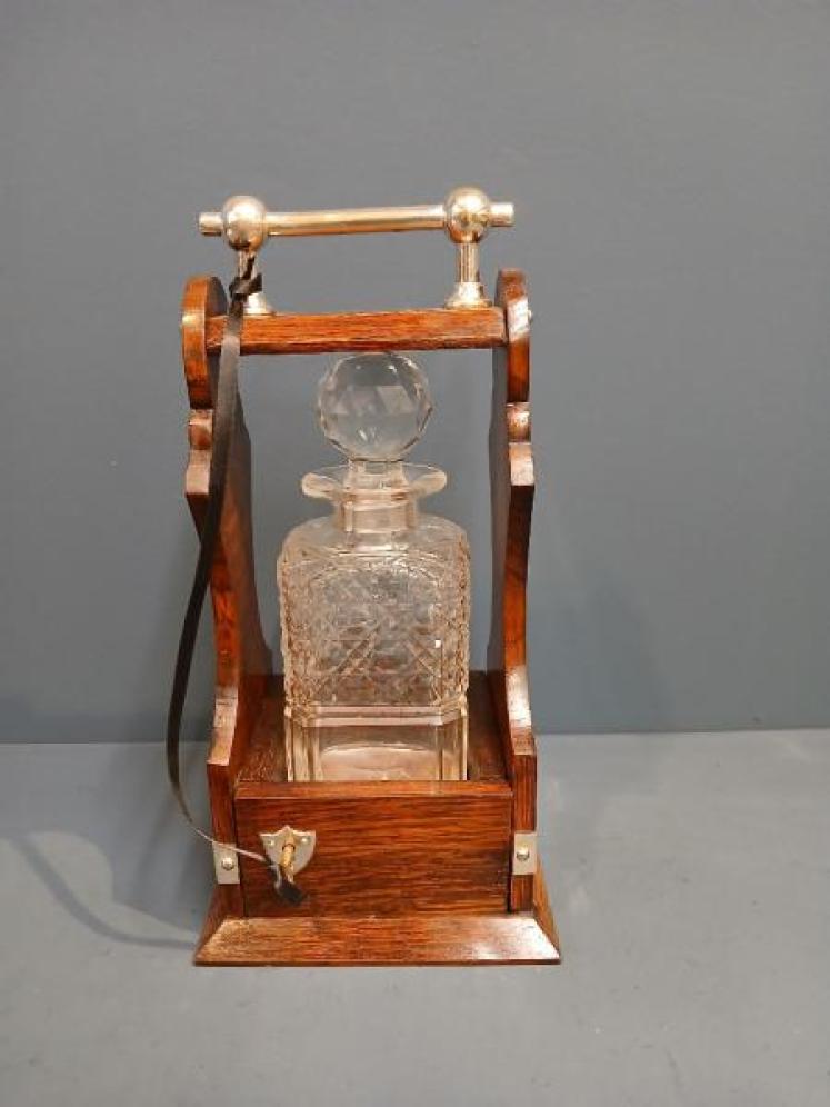Victorian Single Bottle Oak Cased Tantalus - Image 7