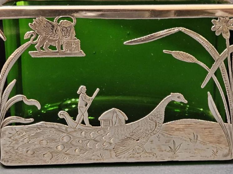 Venetian Silver Overlaid Emerald Green Desk Tidy - Image 7