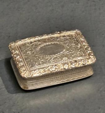 Superb George III Silver Vinaigrette by Nathaniel Mills