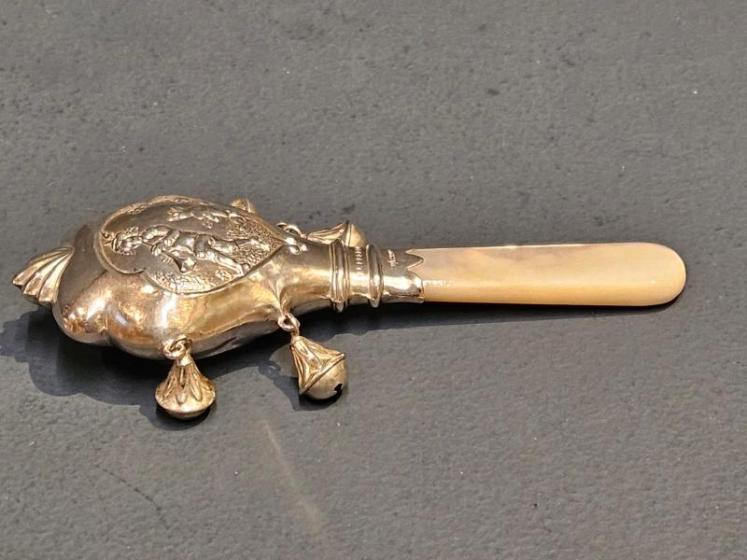 George V Silver Rattle and Soother  - Image 4