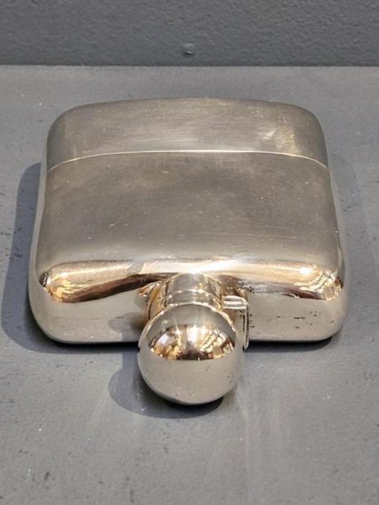 Large Victorian Silver Hip Flask with Drinking Cup - Image 7