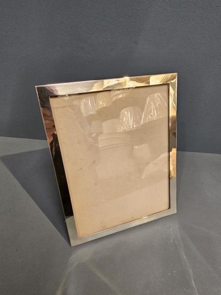 Extra Large George V Silver Portrait Photo Frame  - Image 1