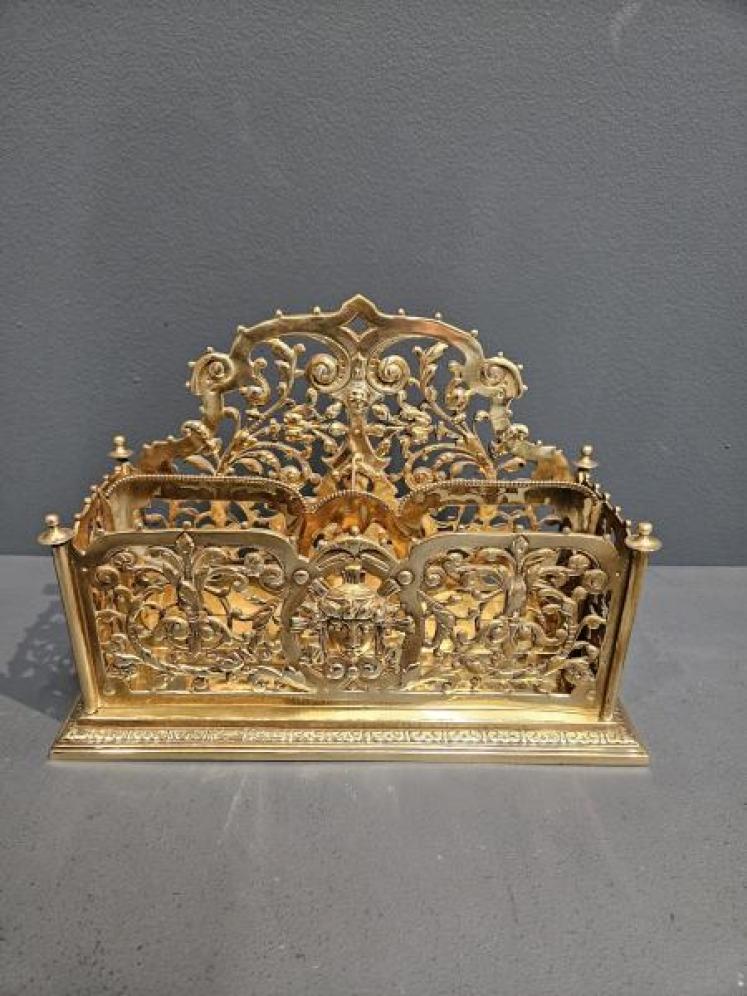 Top Quality Victorian Cast Brass Letter Rack - Image 1