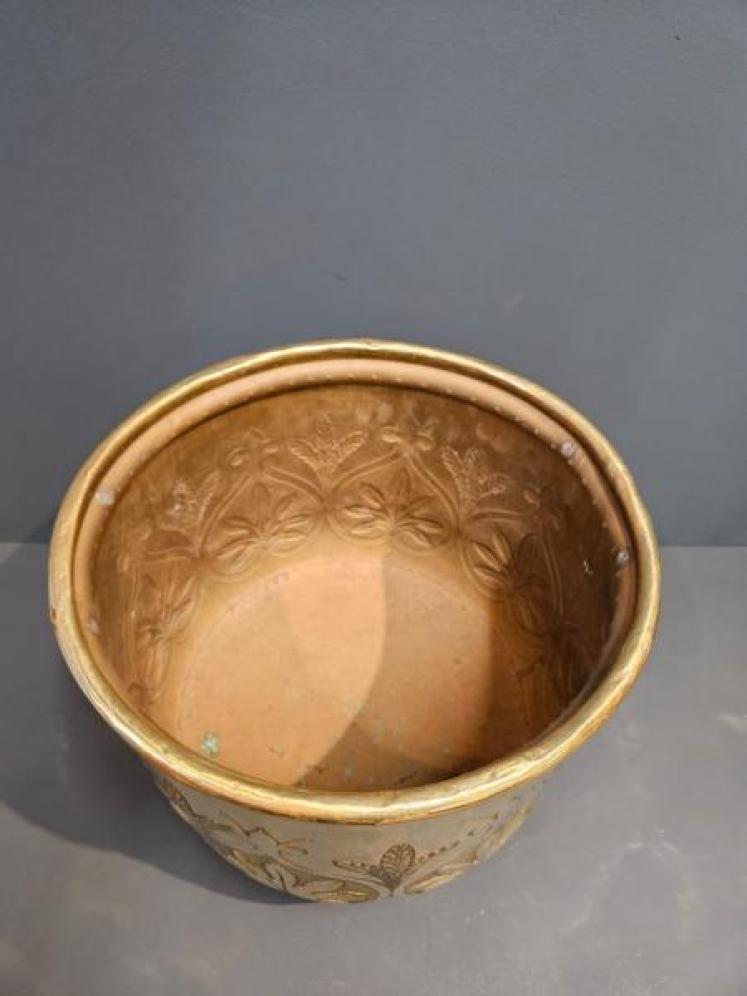 Large Victorian Brass Planter - Image 5