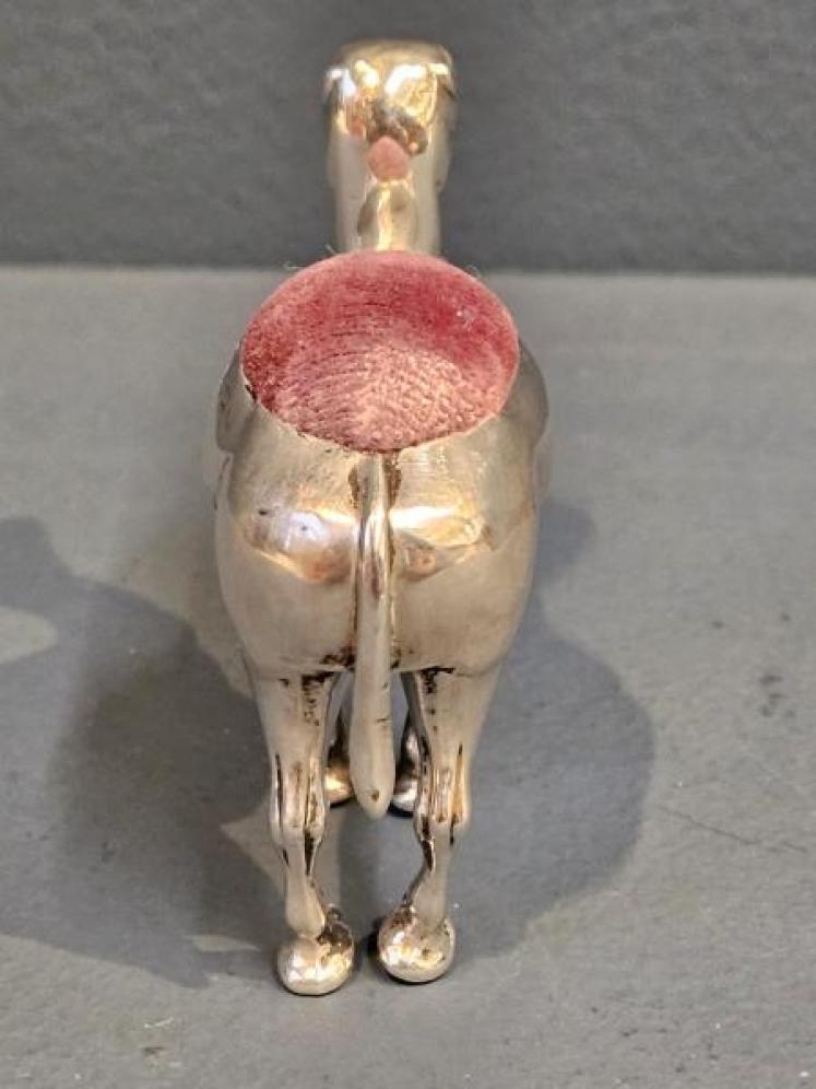 George V Silver Camel Pin Cushion - Image 3