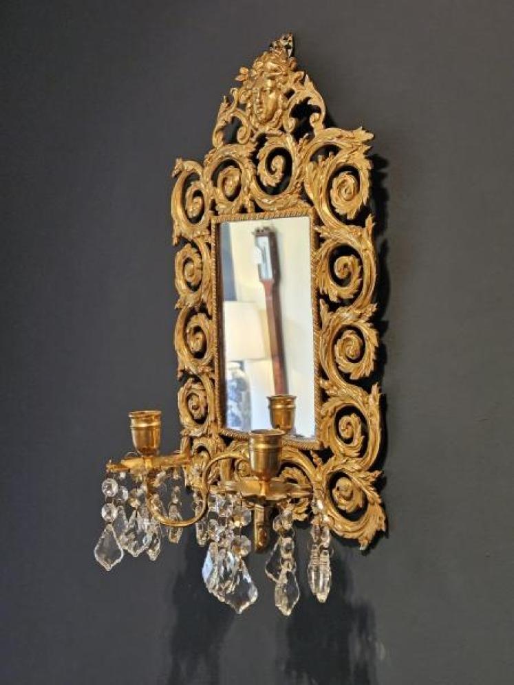 Pair of Victorian Gilt Mirror Back Wall Sconces - Image 6