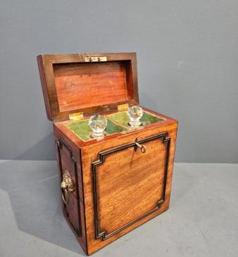 Georgian Mahogany Tantalus Box