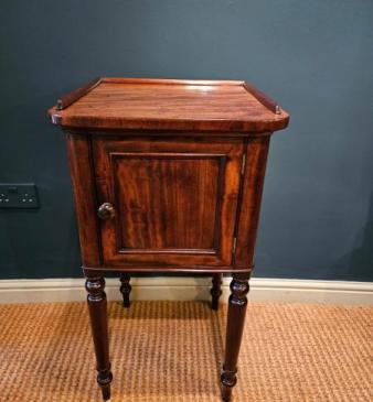 Early Victorian Mahogany Night Stand 