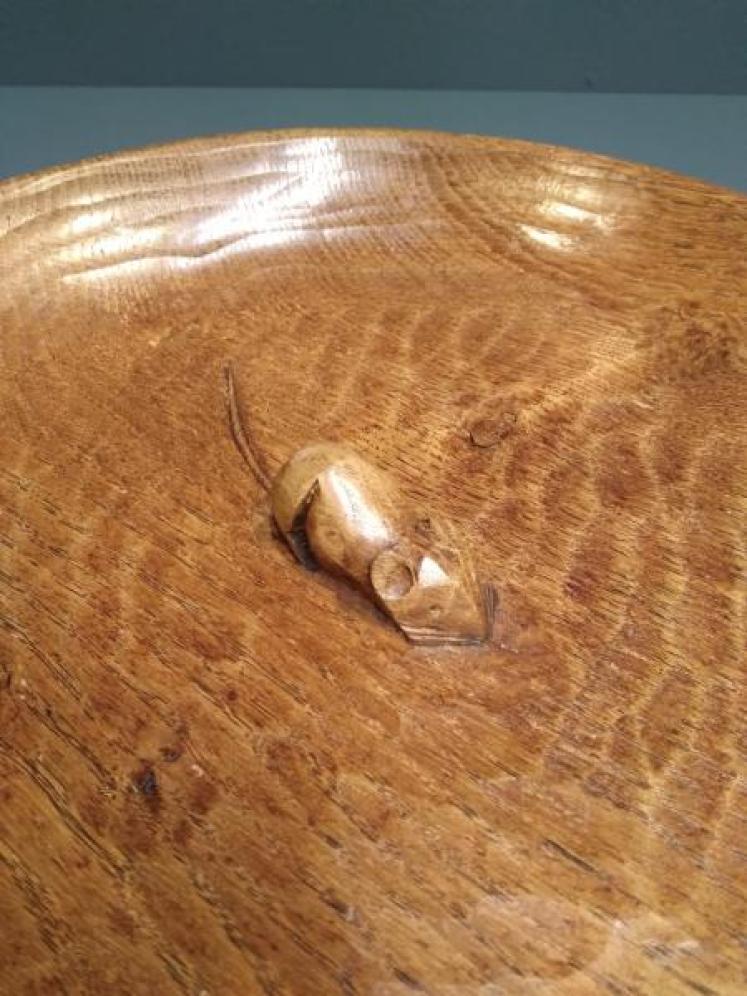 Large Thompson's of Kilburn Mouseman Adzed Oak Bowl  - Image 3