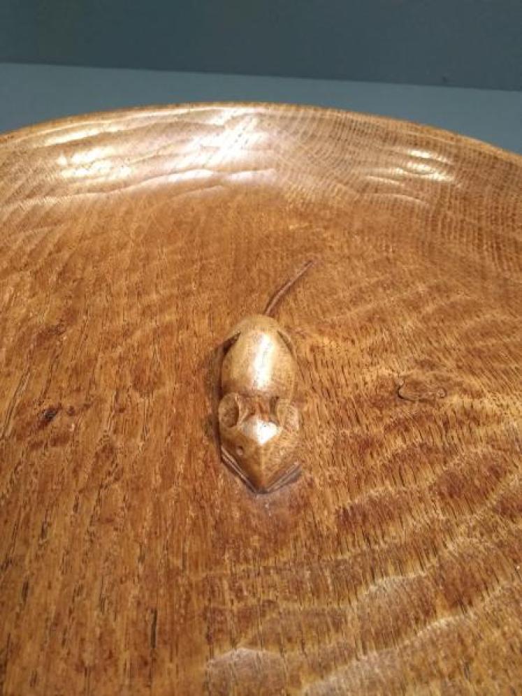 Large Thompson's of Kilburn Mouseman Adzed Oak Bowl  - Image 5