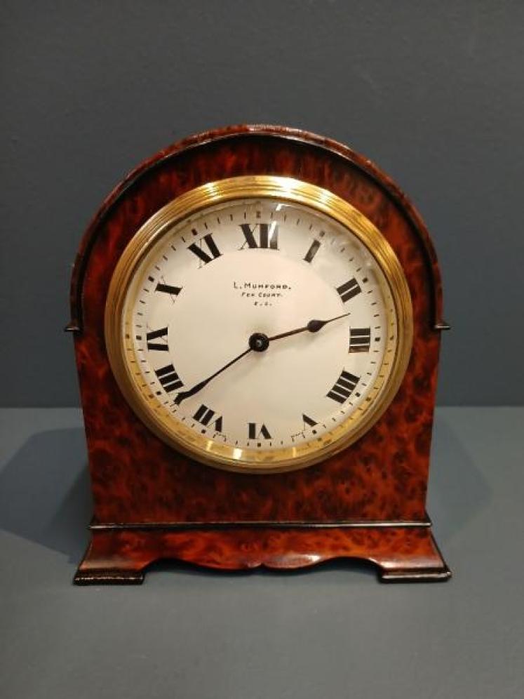 Small Edwardian Amboyna 8 Day Mantel Clock - Image 1