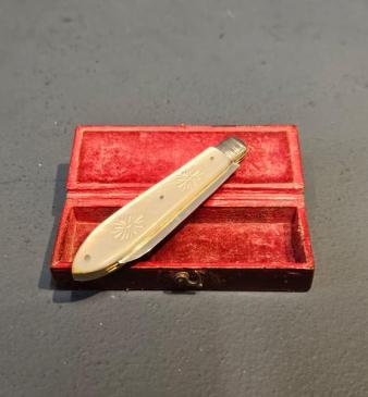 Engine Turned Silver Fruit Knife and Box