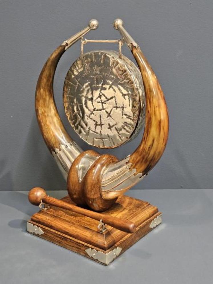 Victorian Oak Dinner Gong - Image 3