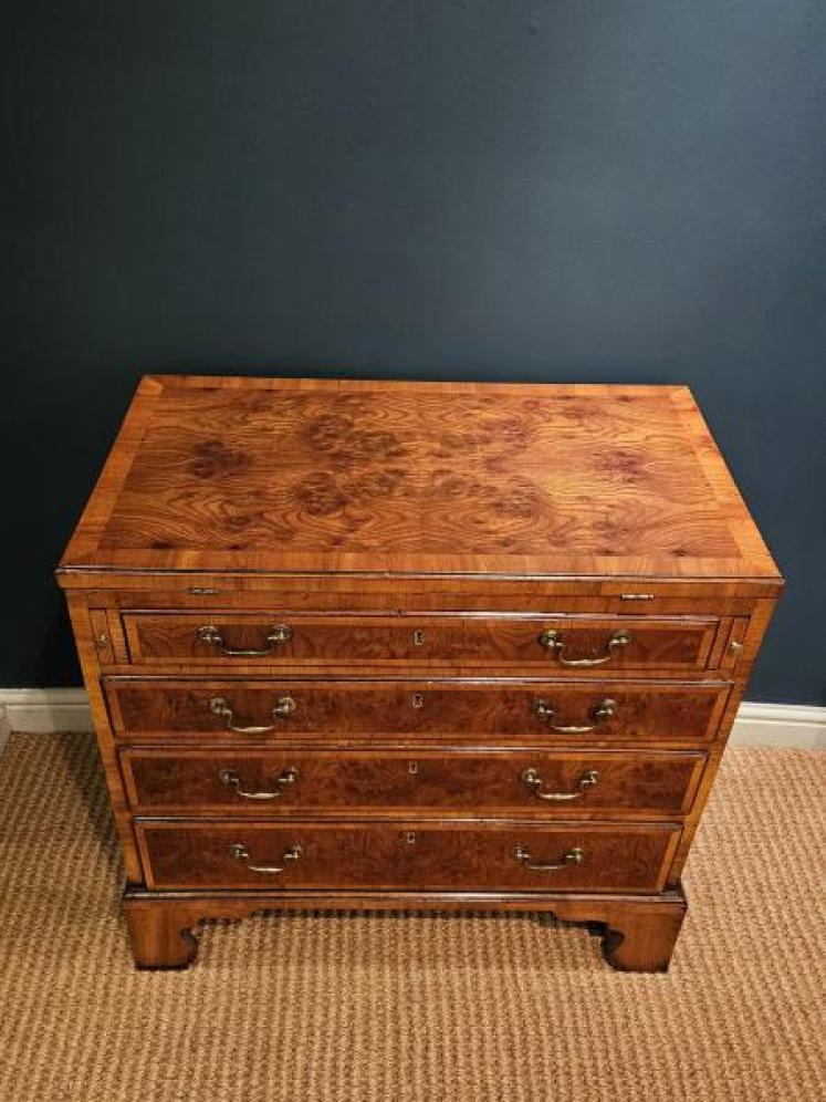 Fine George III Period Burr Yew Chest - Image 2
