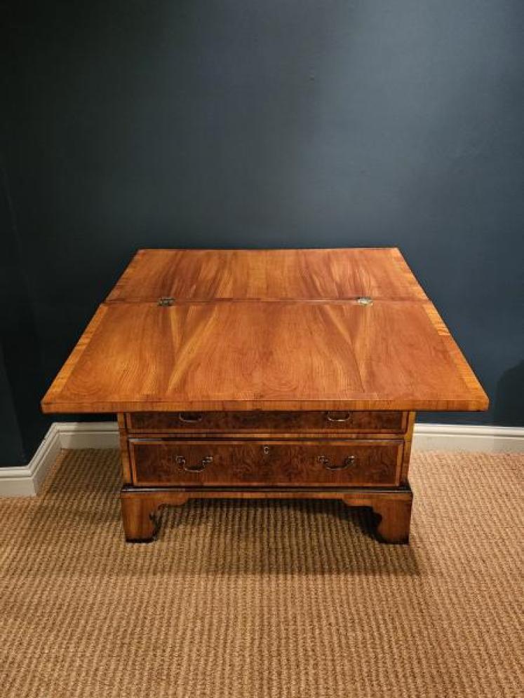 Fine George III Period Burr Yew Chest - Image 3