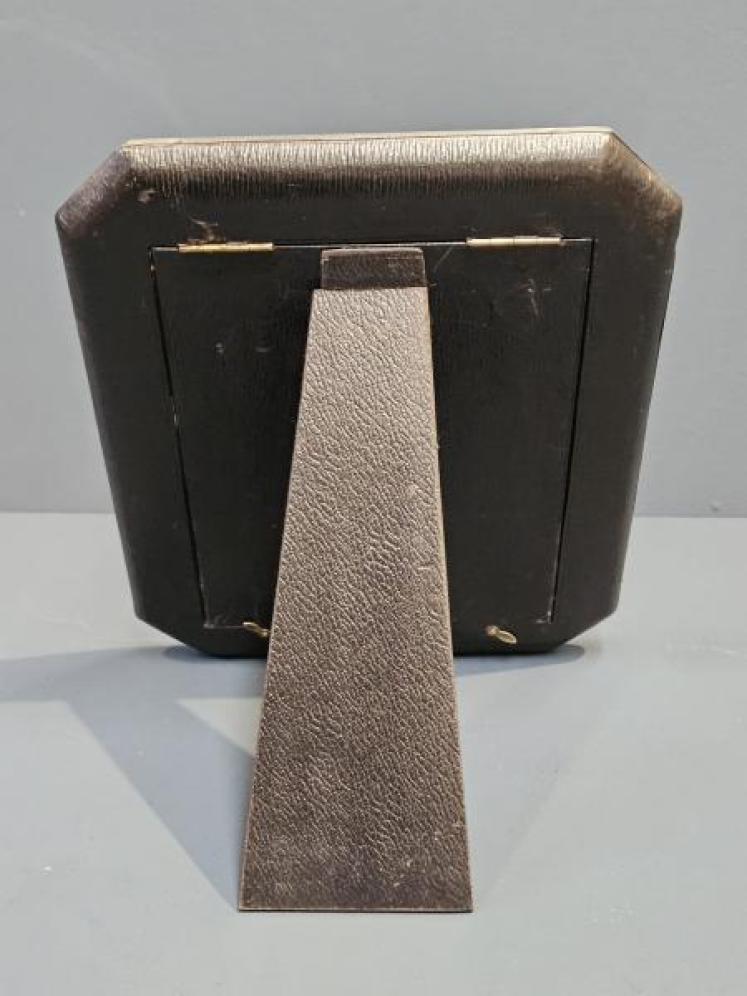 Superb Victorian Engraved Silver Portrait Sized Photo Frame - Image 3